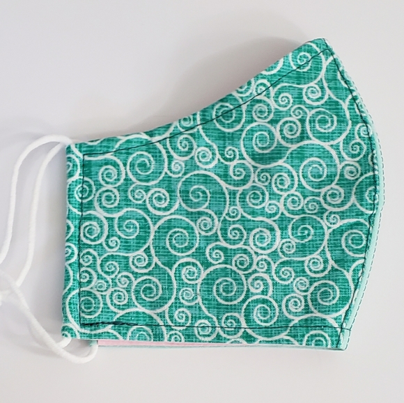 Kid's Face Mask - Mermaid Sunrise 🧜‍♀️ - Picture 3 of 5